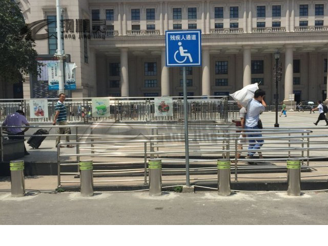 湖北路桩厂家 湖北升降柱 防撞升降柱 安全防撞路桩