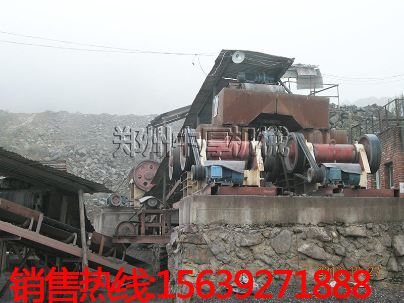 四川铁矿石破碎设备生产线