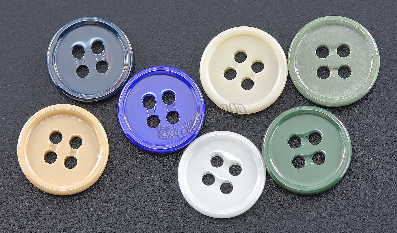 供应深圳彩色品质氧化锆衬衫陶瓷纽扣 不一样的色彩纽扣