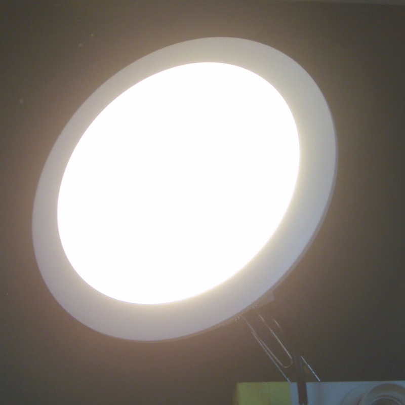 高端嵌入式LED工程筒灯厂家质保五年