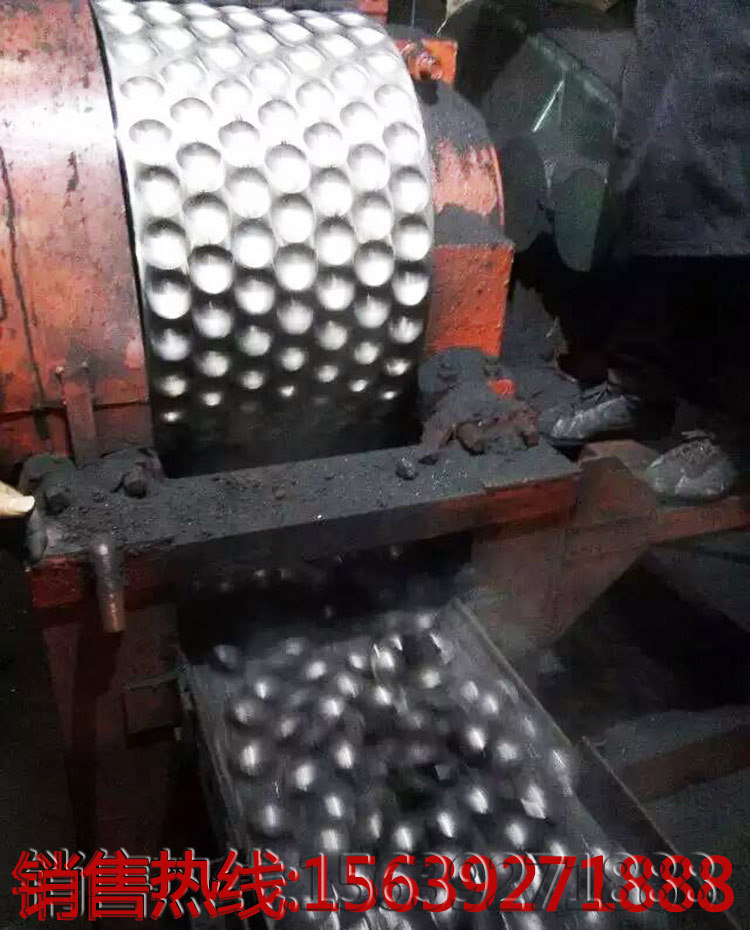 压球机生产现场