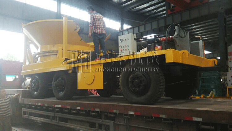 移动式树根原木破碎机