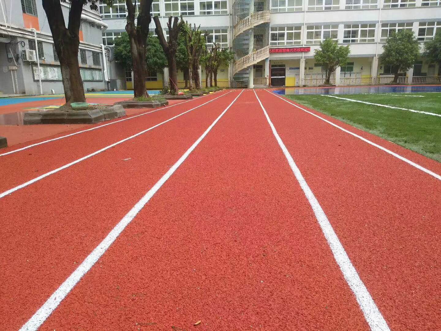 马鞍山承载力高的彩色透水混凝土