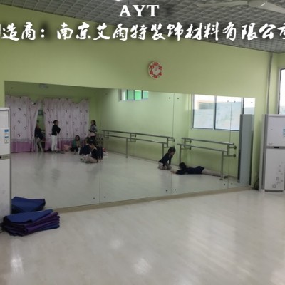 八卦洲健身房镜子