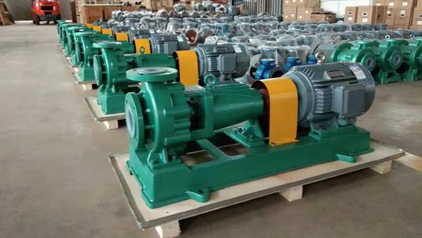 IHF型氟塑料离心泵，氟塑料化工泵，上海三利给您好产品