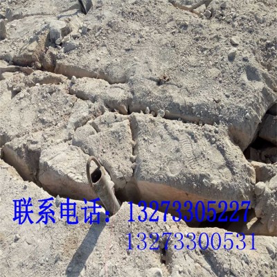 宁德二氧化碳气体爆破岩石设备开采操作原理