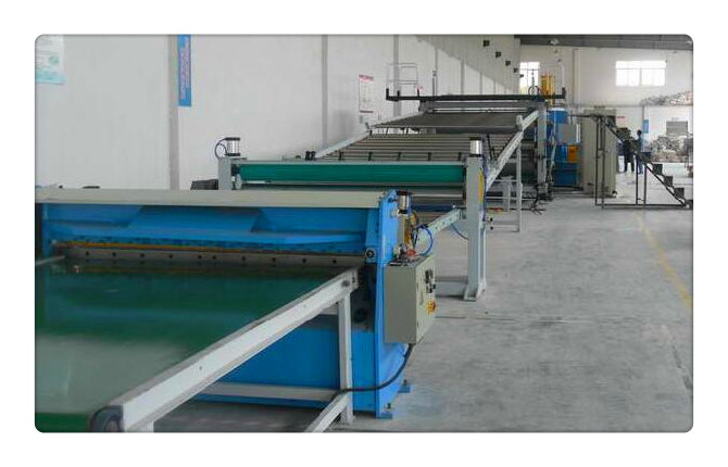 PP板材挤出机、PP板材生产设备（优质）