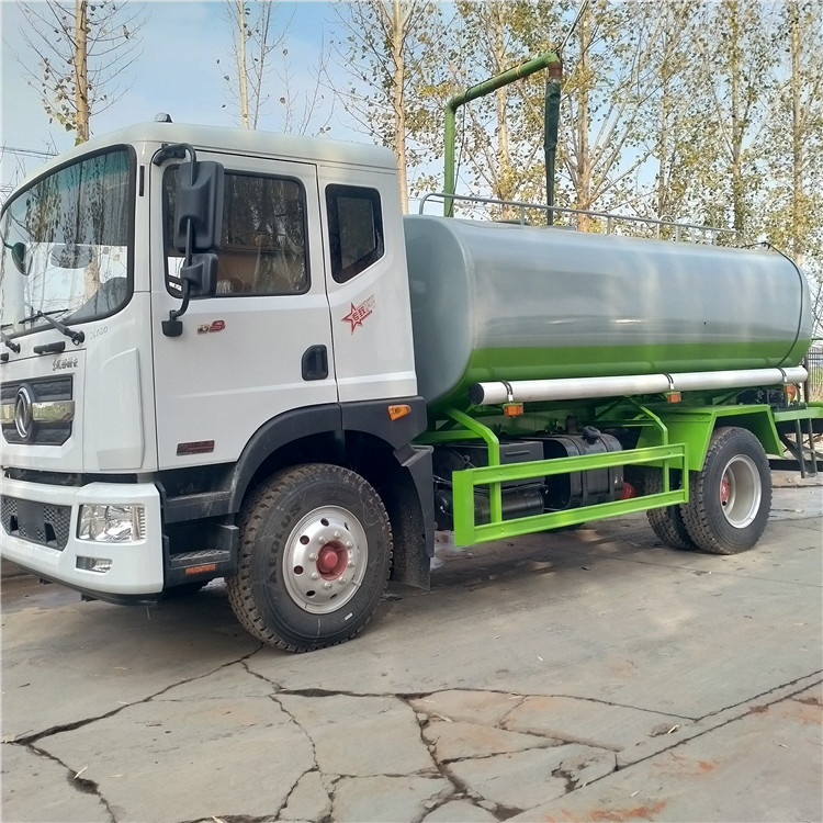 绿化大型雾炮车12方洒水车山东厂家报价价格一辆多少钱