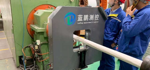 琼海双轴测径仪与测宽测厚仪有什么不同？