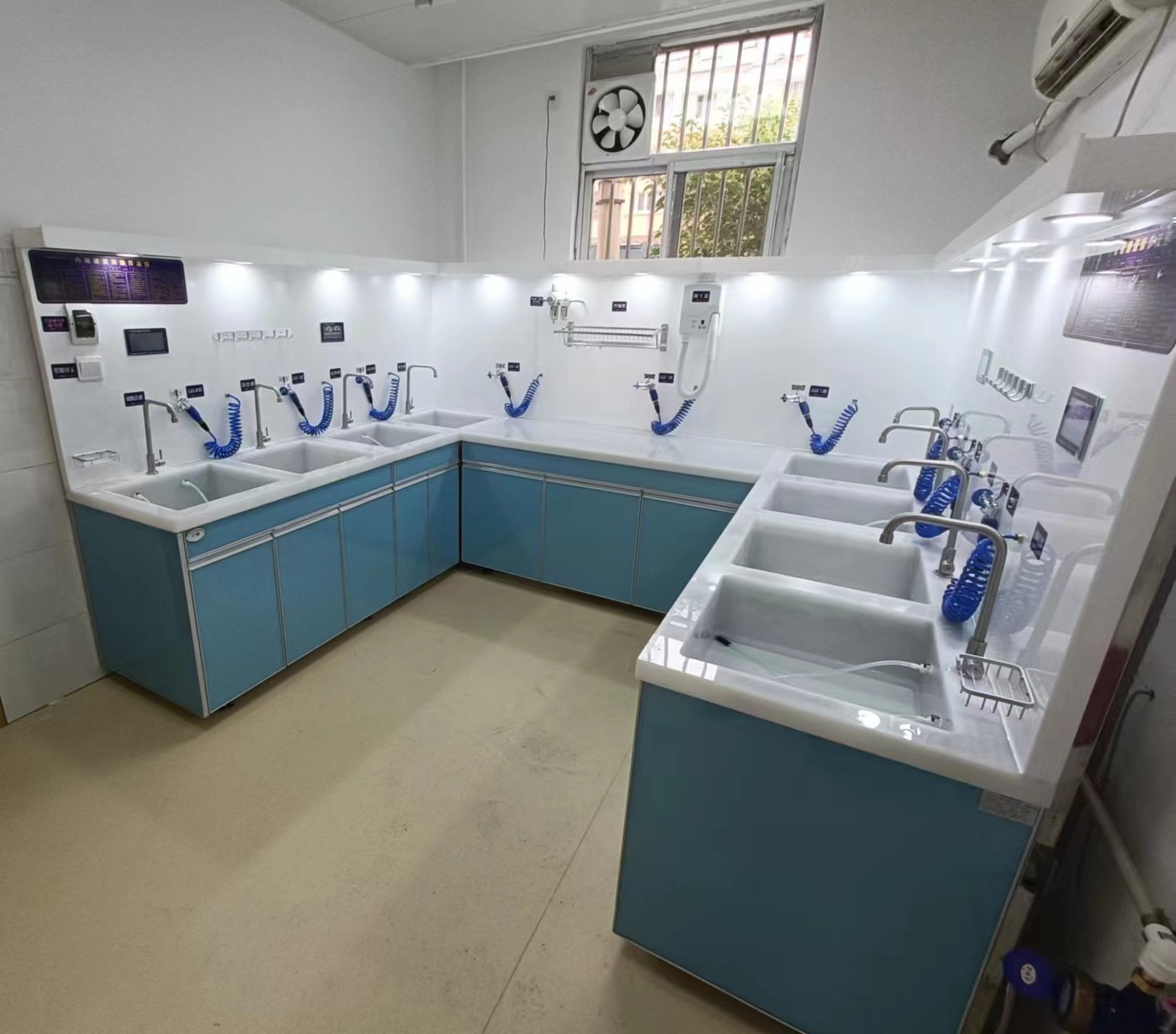 清洗中心工作站 多槽分级、外形美观、可定制生产