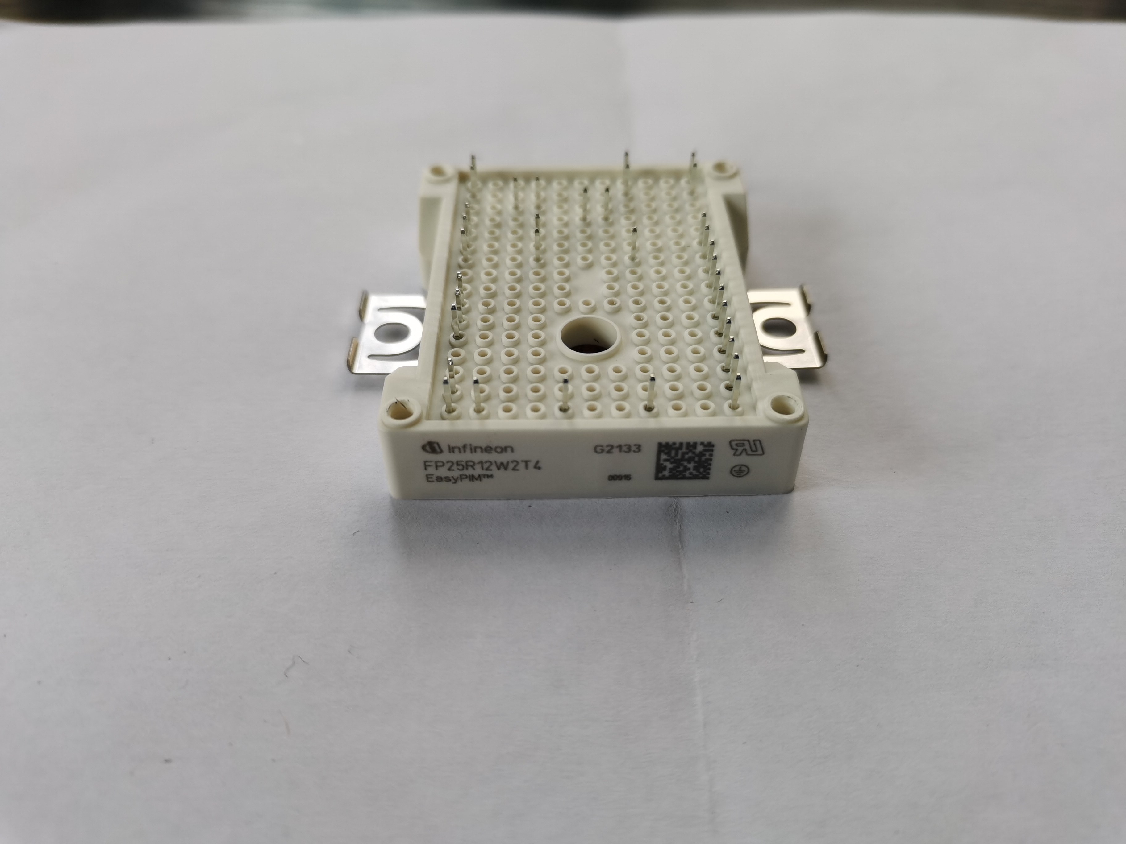 英飞凌FP25R12W2T4