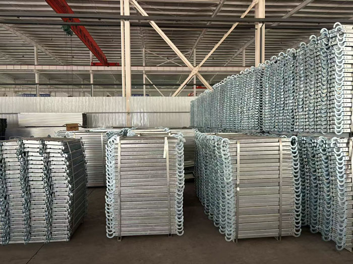 河北钢跳板厂家，沧州镀锌钢跳板，任丘鑫汇热镀锌钢踏板