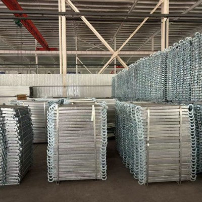 移动脚手架钢跳板河北厂家，盘扣式脚手架走道钢踏板