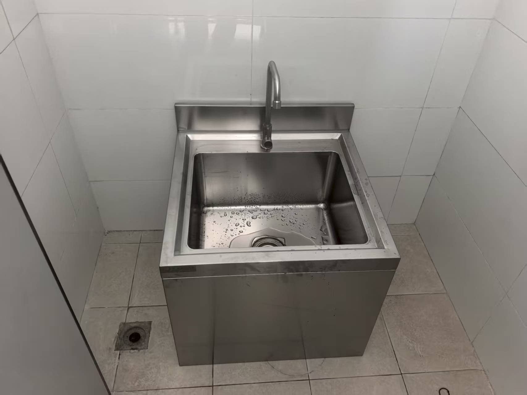 洗手池304不锈钢 感应刷手槽 脚踏洗手台